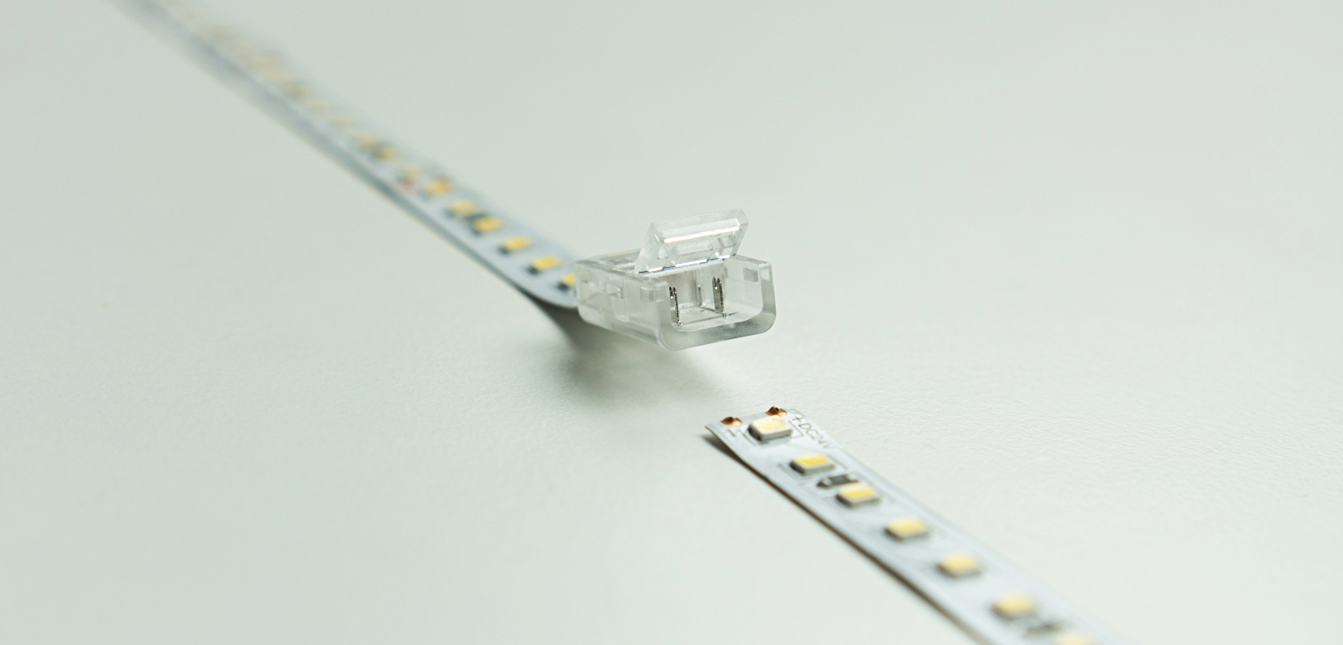 Piny przebijające PCB