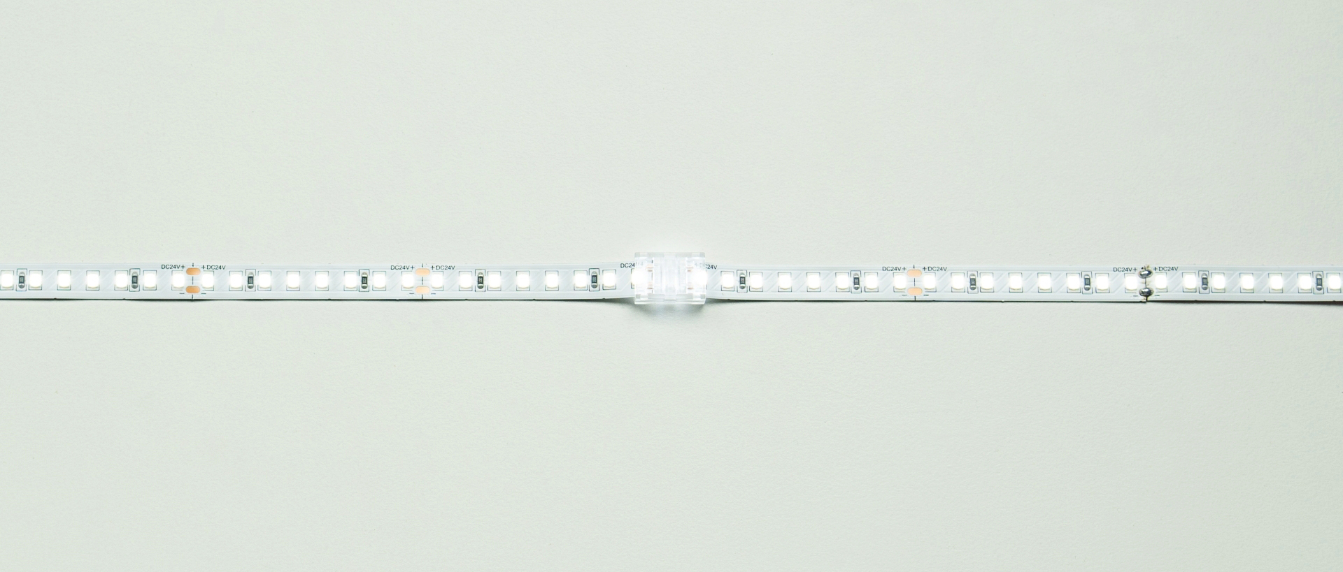 Connection diagram of LED strips using a single-sided connector